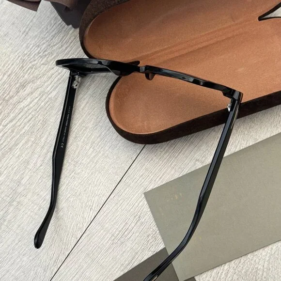 Tom Ford Black Square Sunglasses - Viral Preppy Aesthetic - Picture 7 of 8